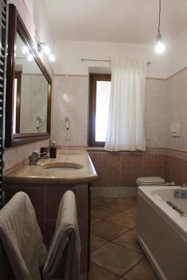 Il Granaio Del Pavone Villa Nepi Eksteriør bilde